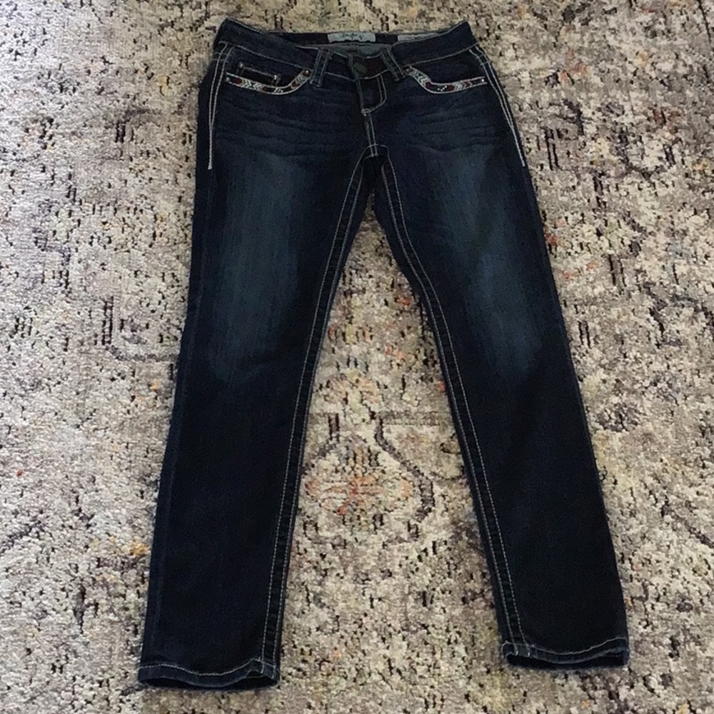DAYTRIP Jeans! 👖 - Picture 5 of 6